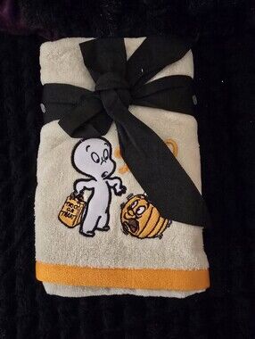 Casper Ghost Halloween Embroidered Bath Towel Set